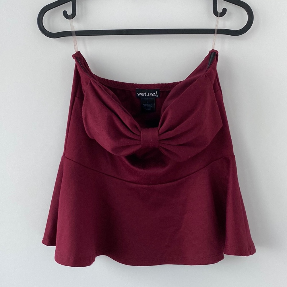 Large Red Strapless Shirt with Bow